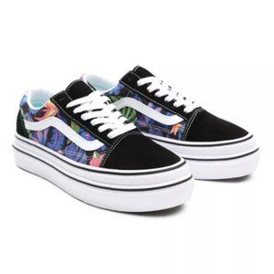 Vans -- ComfyCush (8.5 Fits Like a 9)